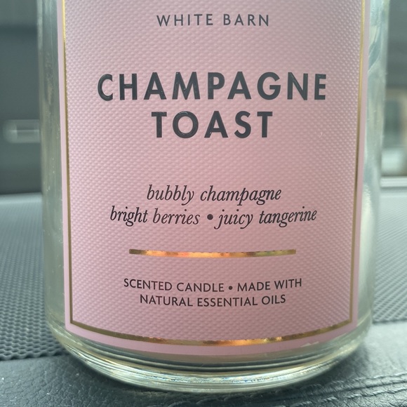 CHAMPAGNE TOAST CANDLE - Picture 3 of 6